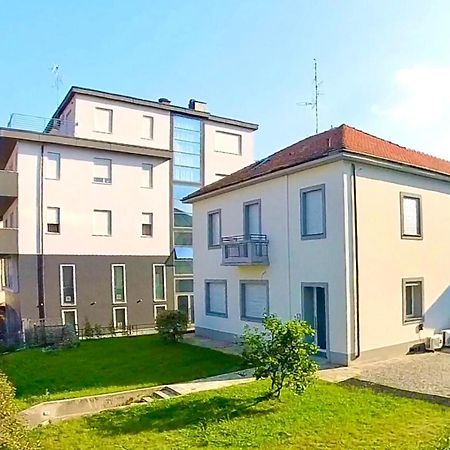 Villa Manzoni Meda Экстерьер фото